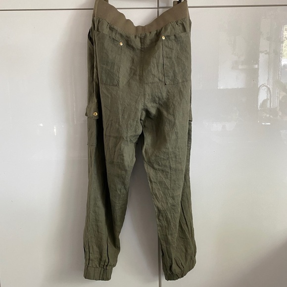 🌟LAST CHANCE 🌟 Khakis Olive Green - Picture 4 of 8